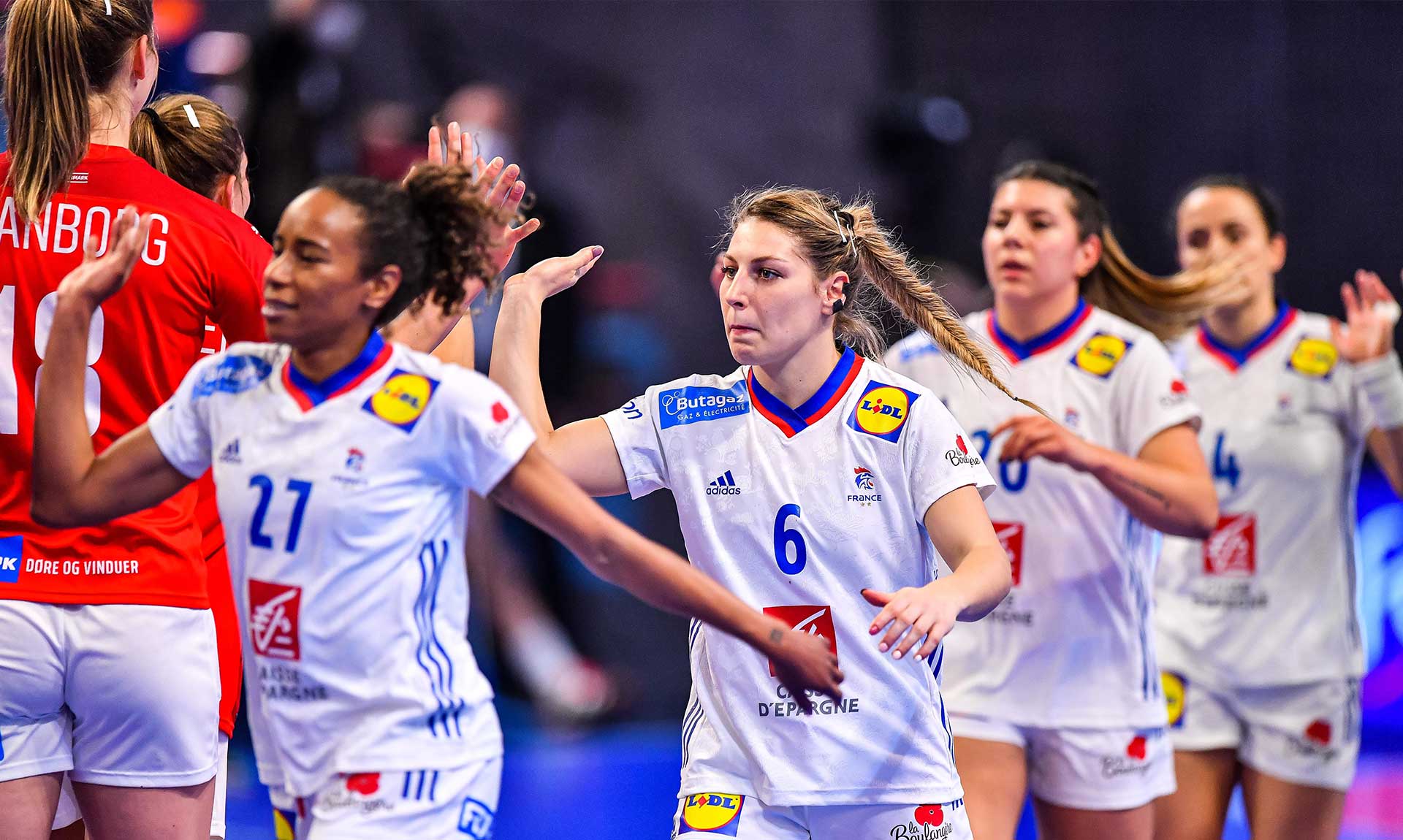L’équipe de France féminine de handball aux couleurs de La Boulangère